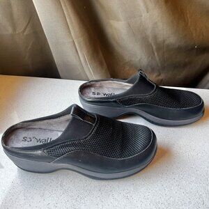 Soft Walk Womens Black Mesh Slip-On Comfort Shoes Size 10 arch Support